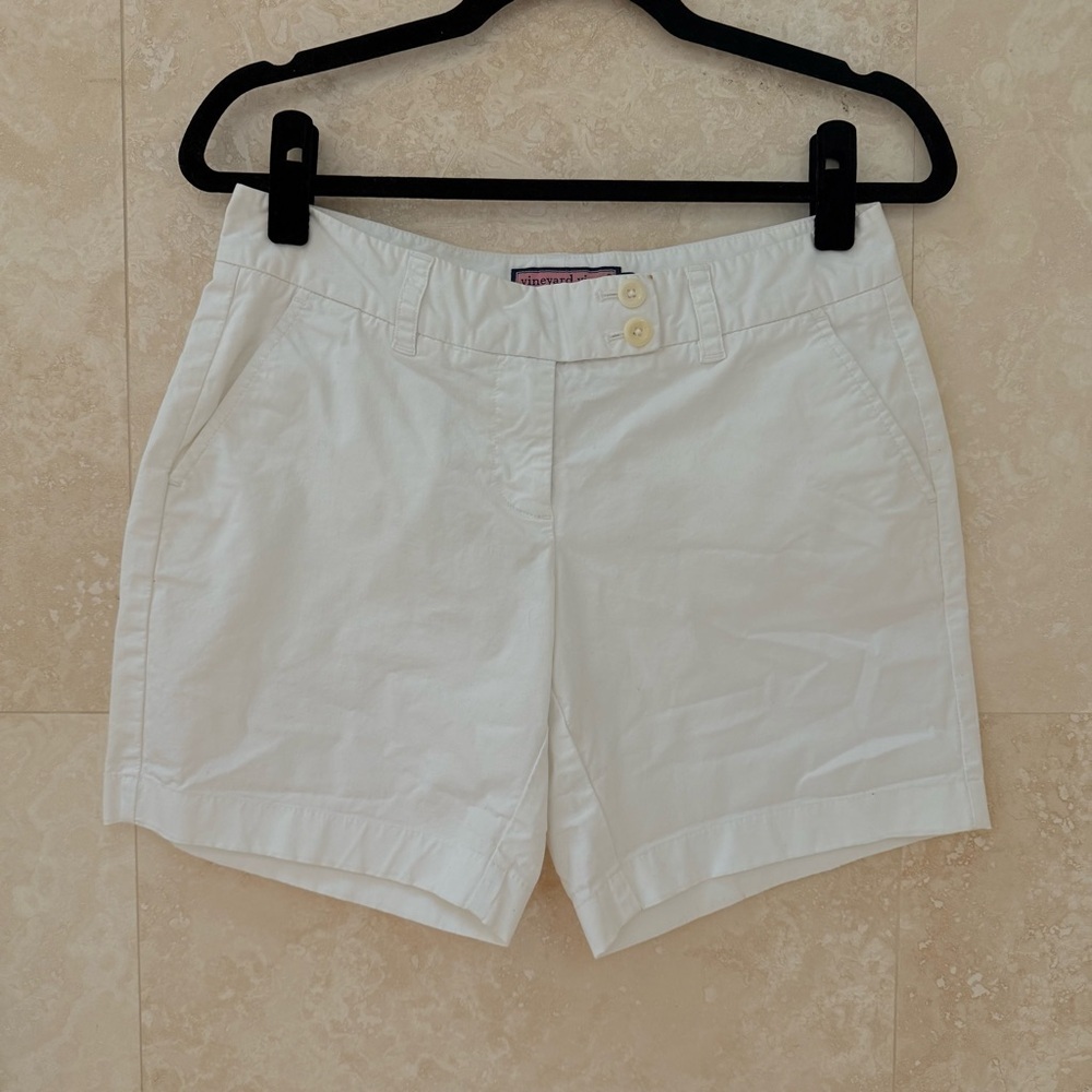 Vineyard Vines White Chino Shorts Double Button Waist Size 2